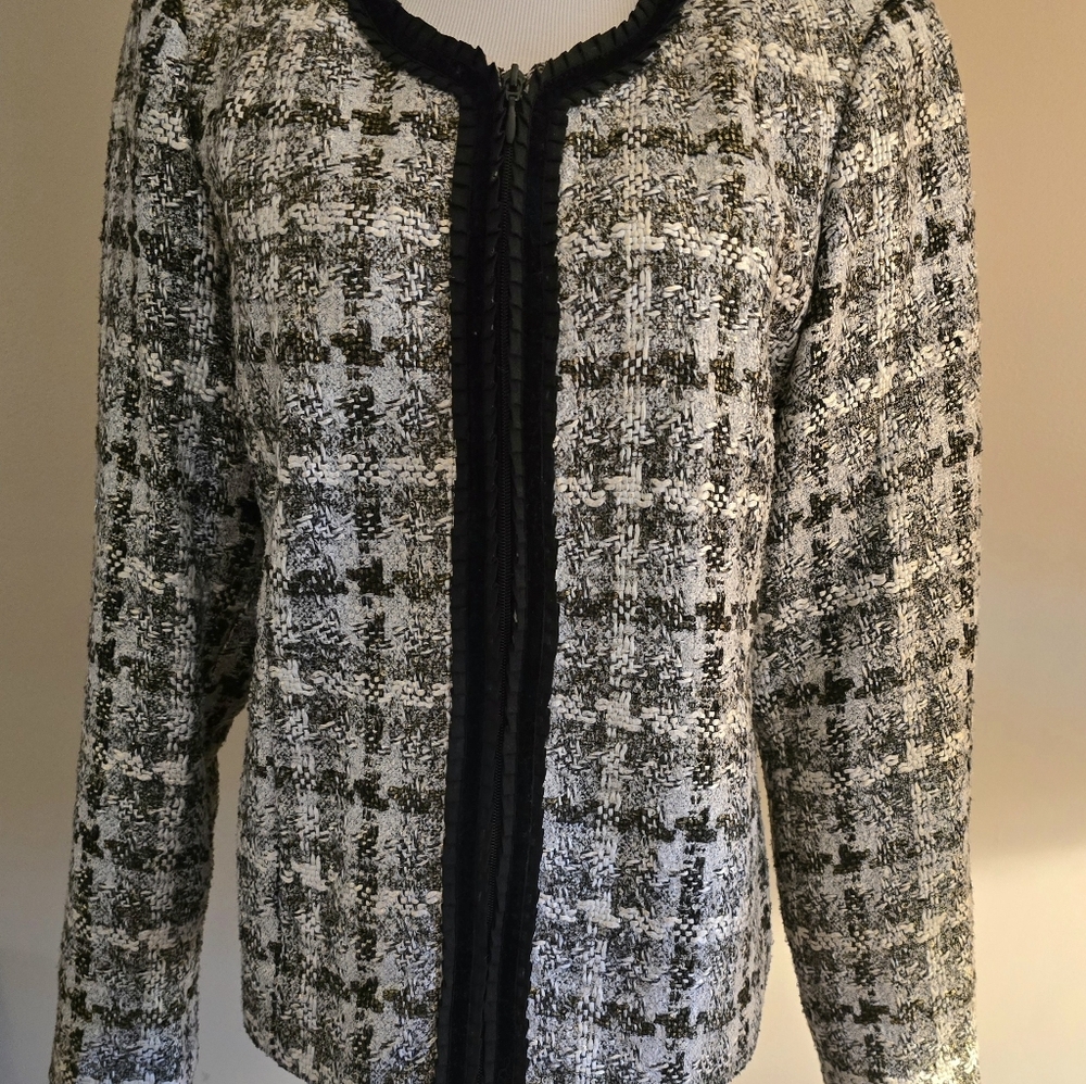Sag Harbor Zip-up Black/White with Gold Metallic Threads Balzer Jacket Size 16